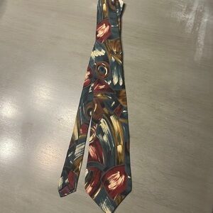 ALEXANDER Lloyd silk tie